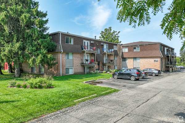 511 Normal Rd., 314 Linden Pl. property
